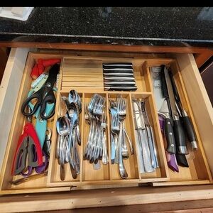 Bamboo Cutlery Organizer with Utensils